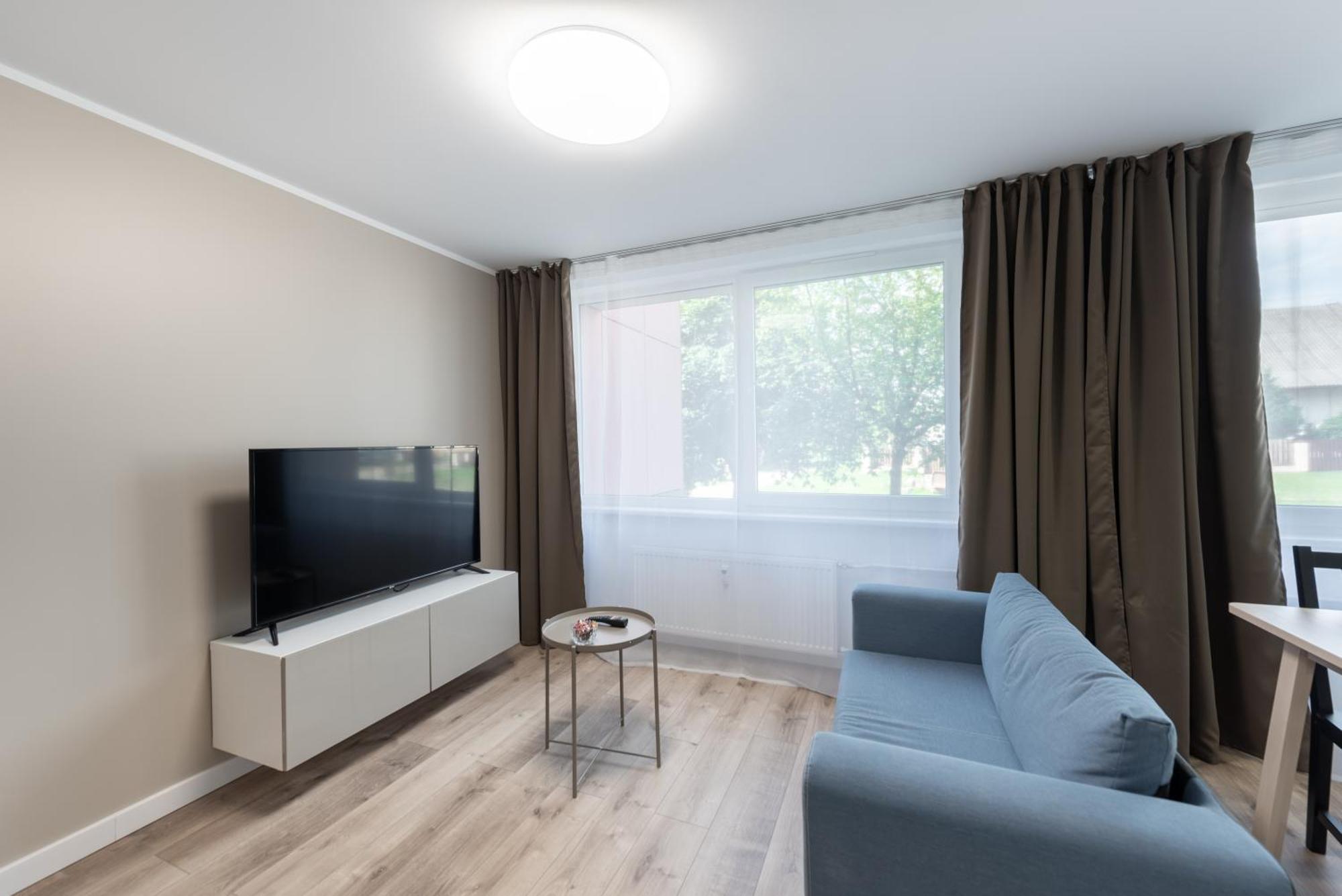 Stiklo Apartamentai Radviliskis Ngoại thất bức ảnh